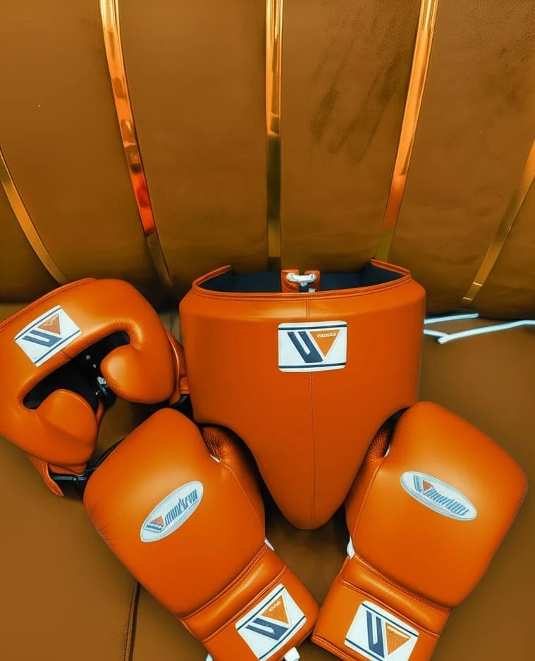 Winning Boxing Set Orange Training Kit