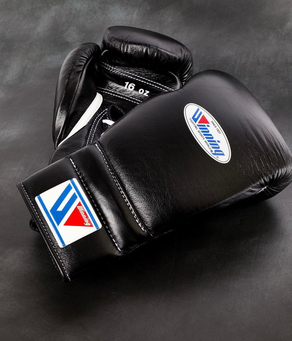 Winning Boxing Set Black Customizable