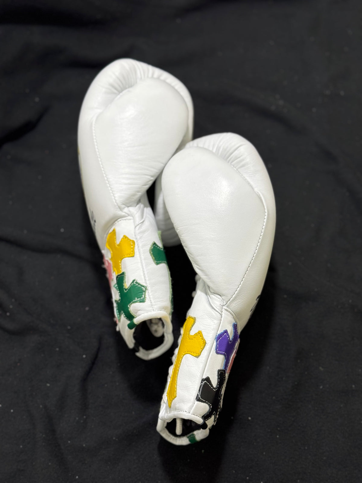 Winning Boxing Set White Leather