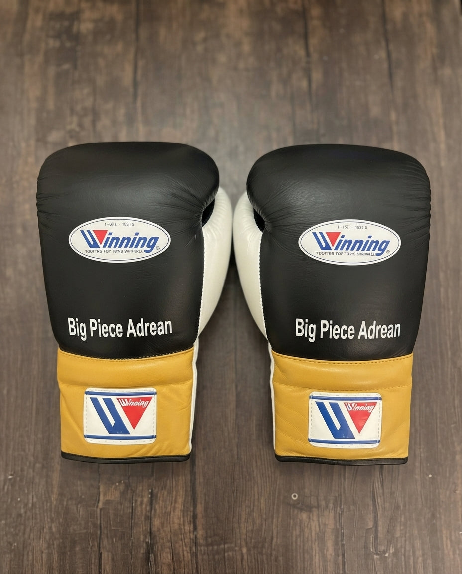 Winning Boxing Set Black/Gold/White Leather