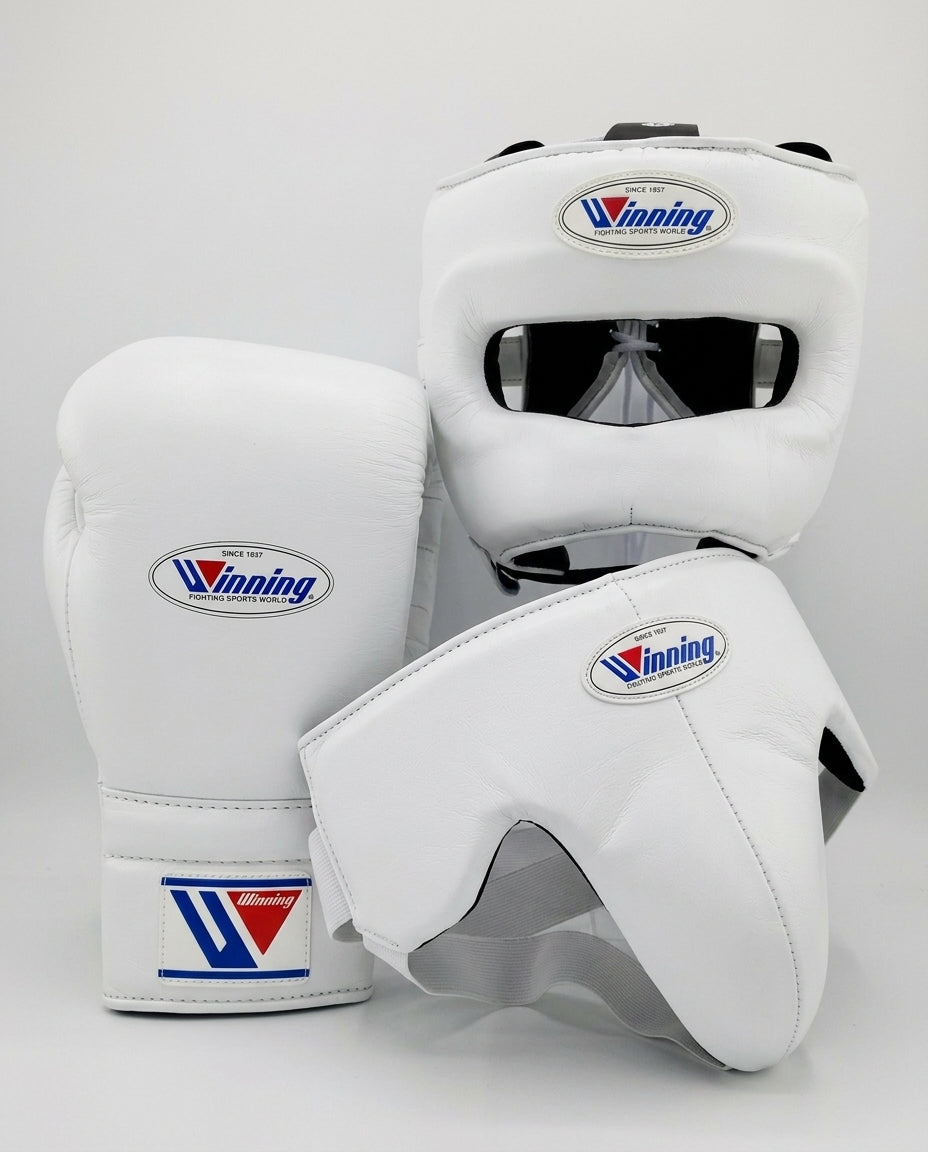 Winning Boxing Set White Leather