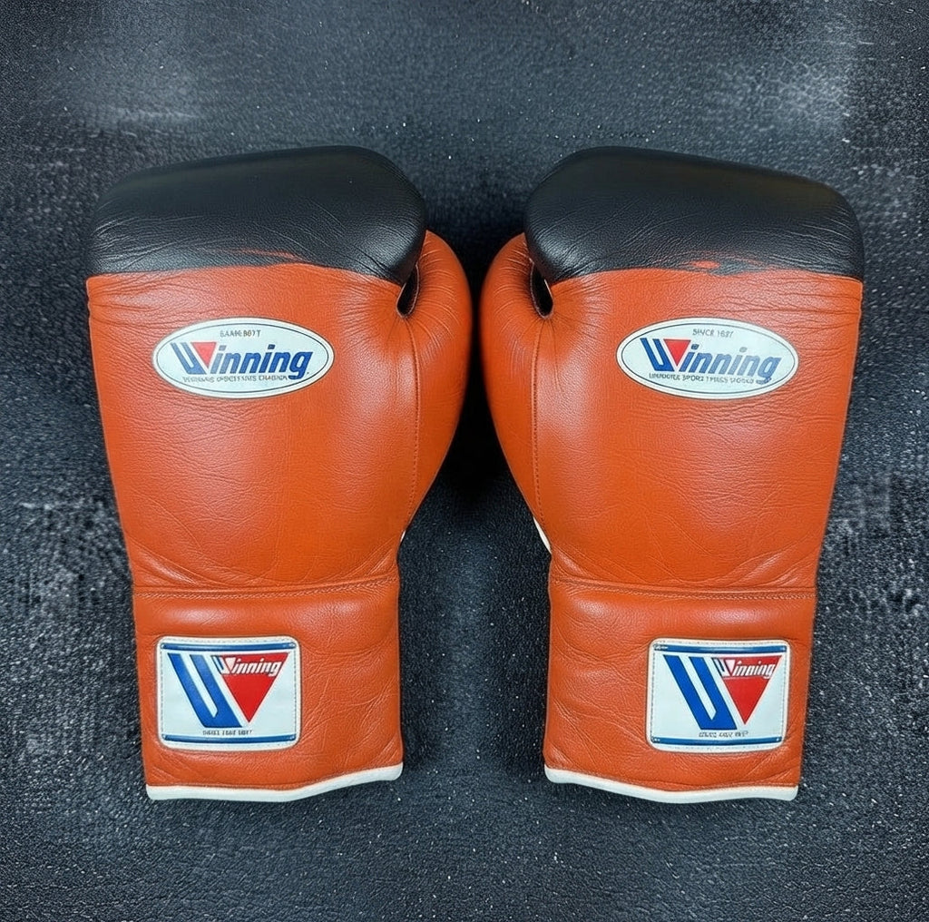 Winning Boxing Set Black/Orange Leather