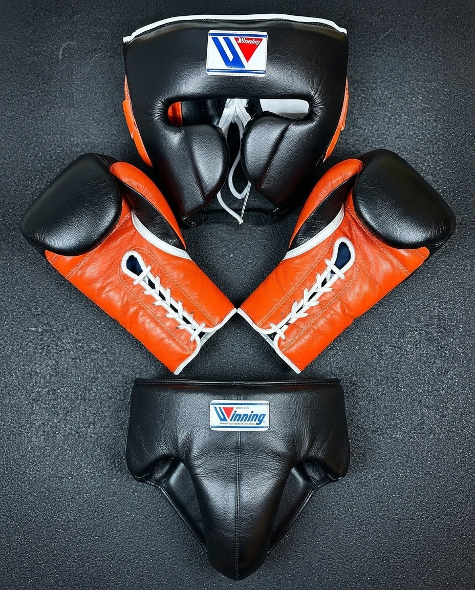 Winning Boxing Set Black/Orange Leather