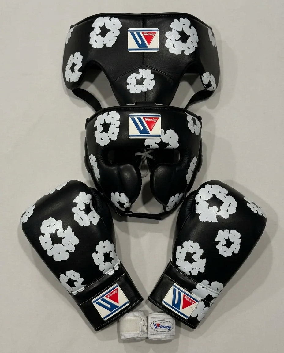 Winning Boxing Set Black/White Leather