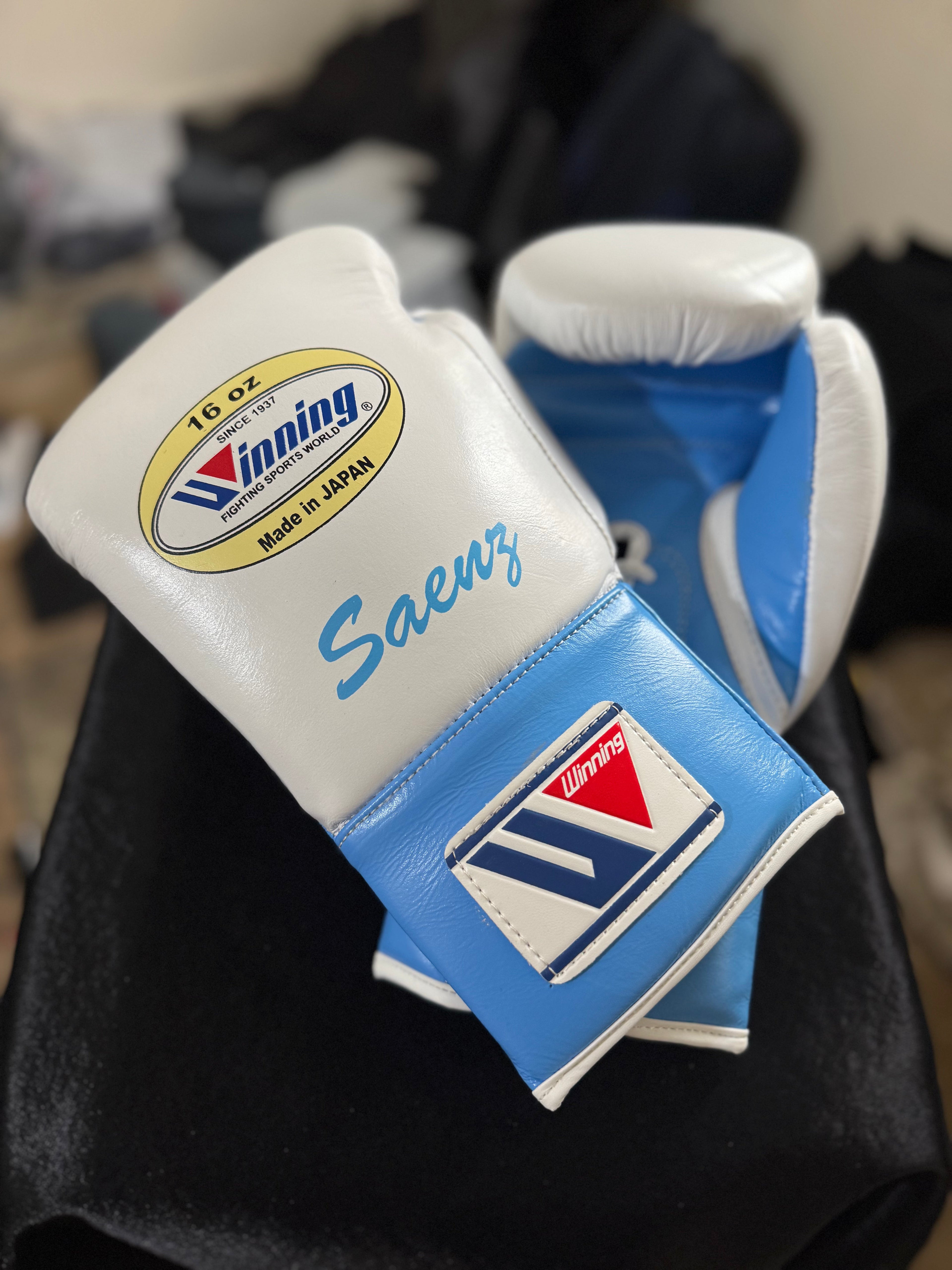 Winning Boxing Gloves White/Blue Customization