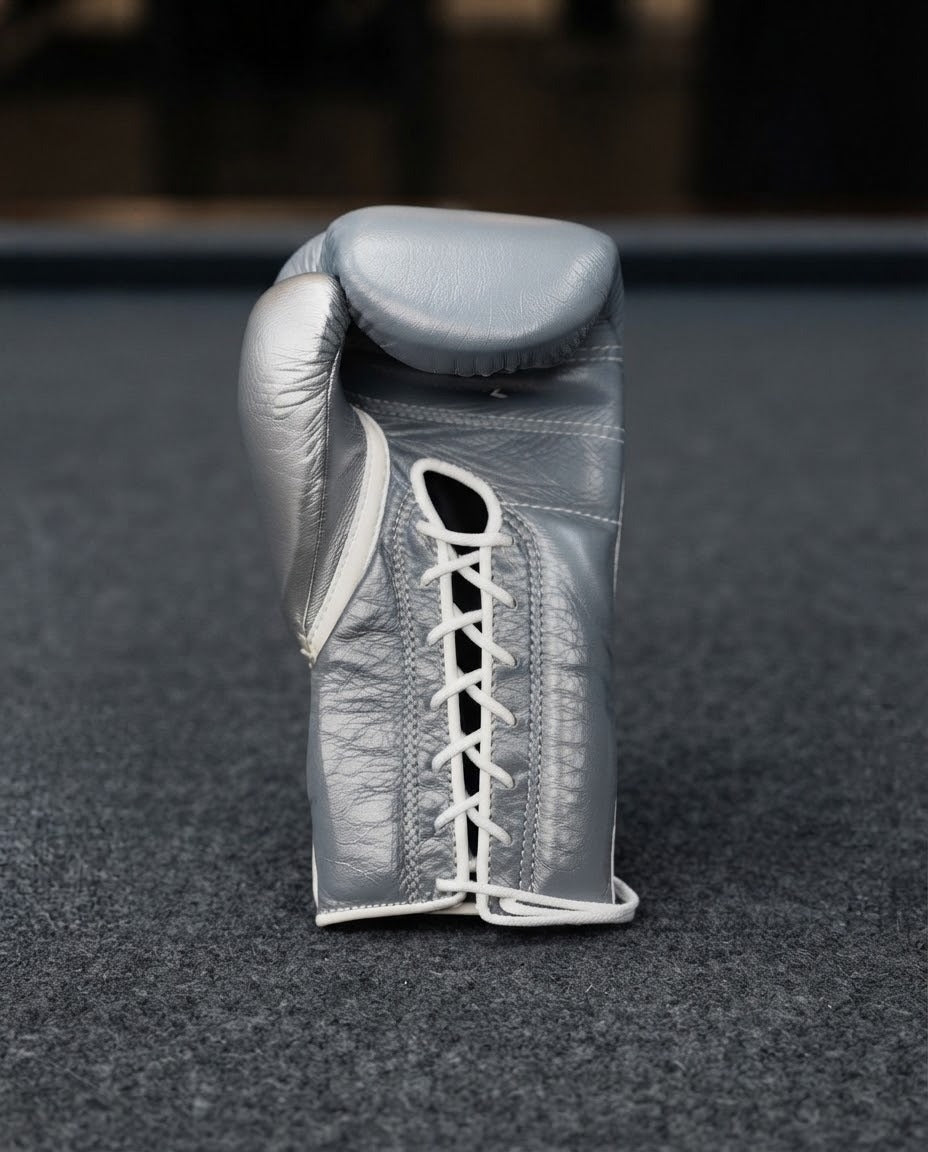 Winning Boxing Gloves Grey/Silver Lace-Up
