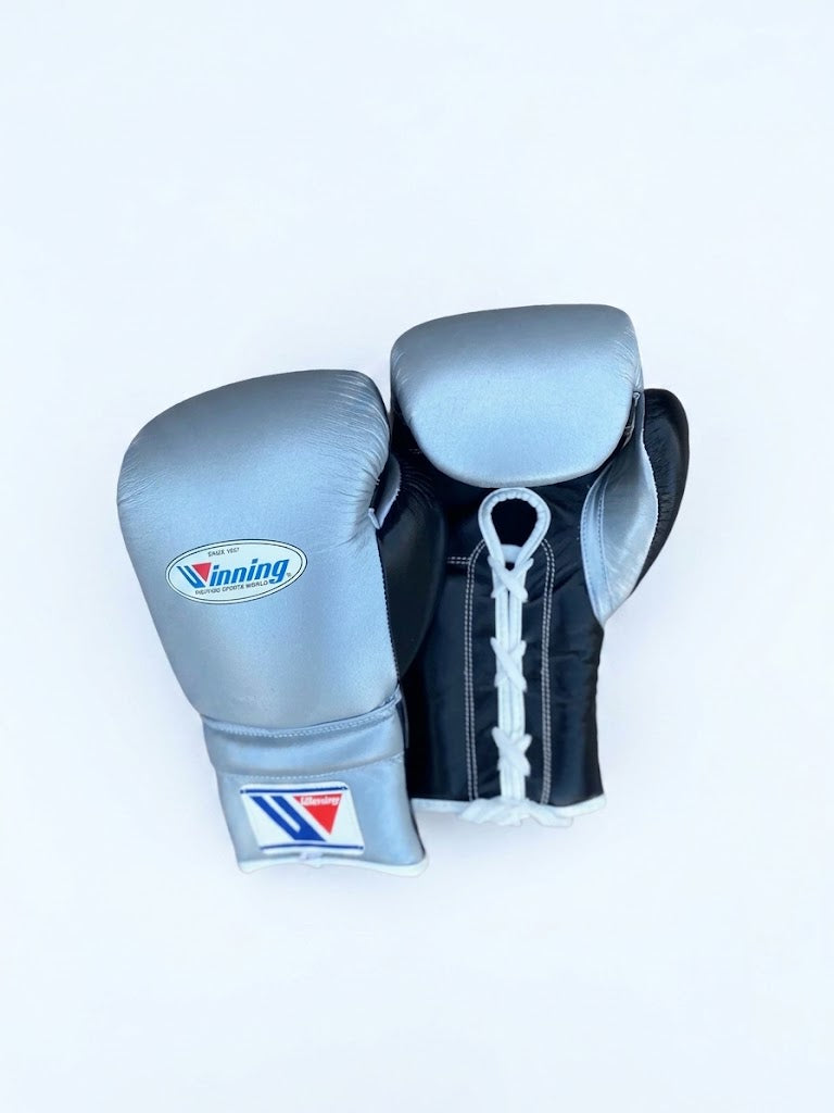 Winning Boxing Gloves Silver/Black Lace-Up